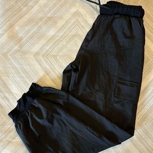 Six Fifty Women’s Black Lightweight Cargo Joggers